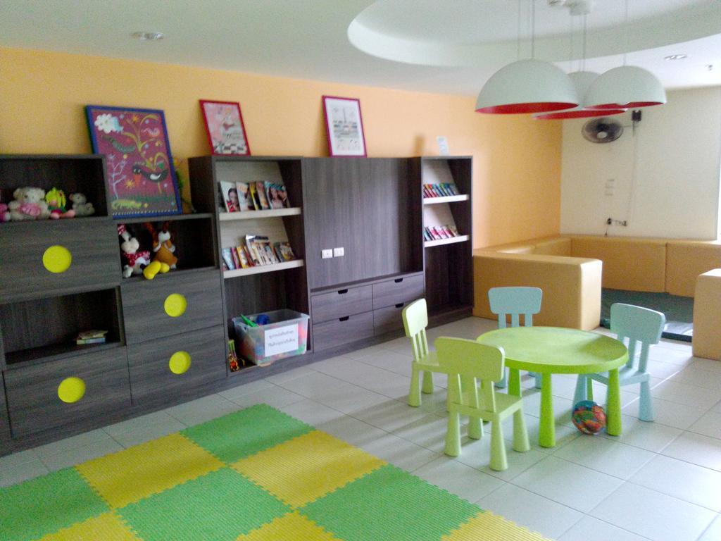 Apartamento Lumpini Seaview Top Floor Jomtien Exterior foto