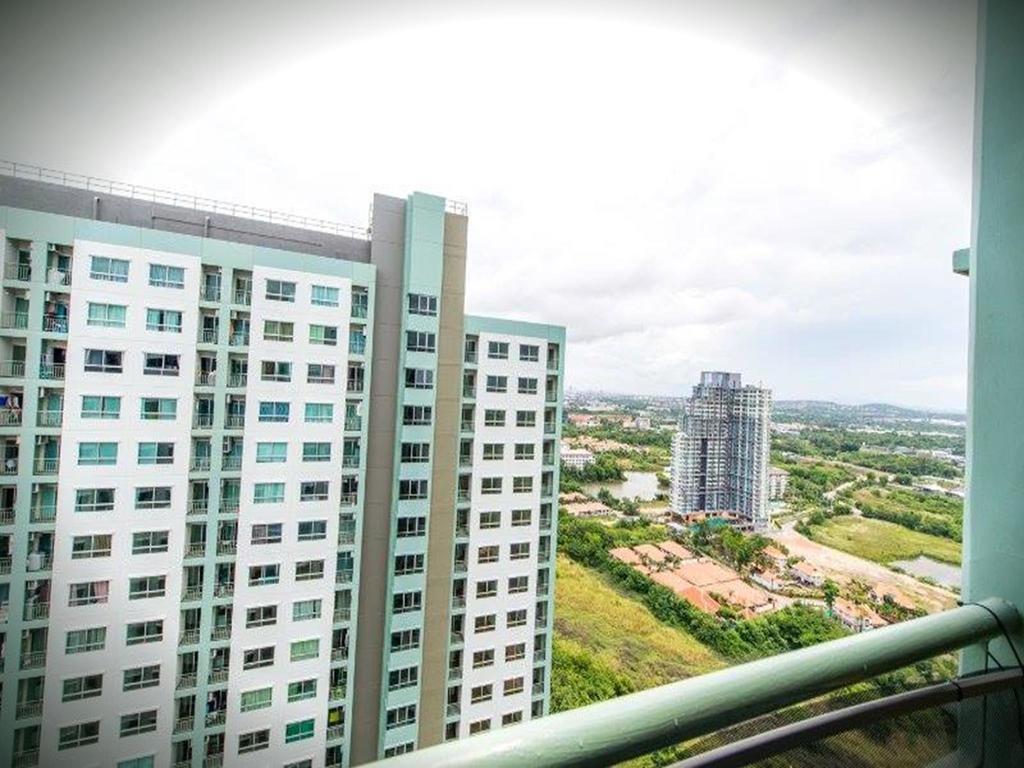 Apartamento Lumpini Seaview Top Floor Jomtien Exterior foto